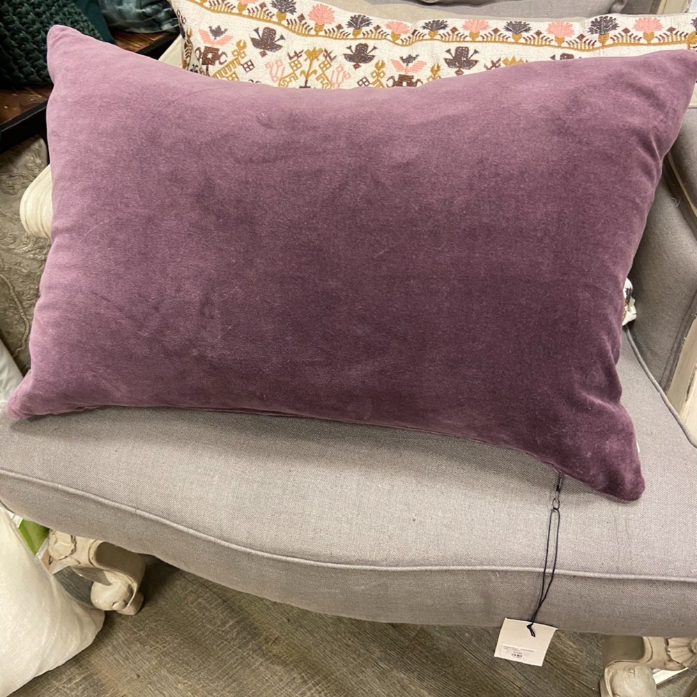 24x15” lumbar pillow. set of 2
